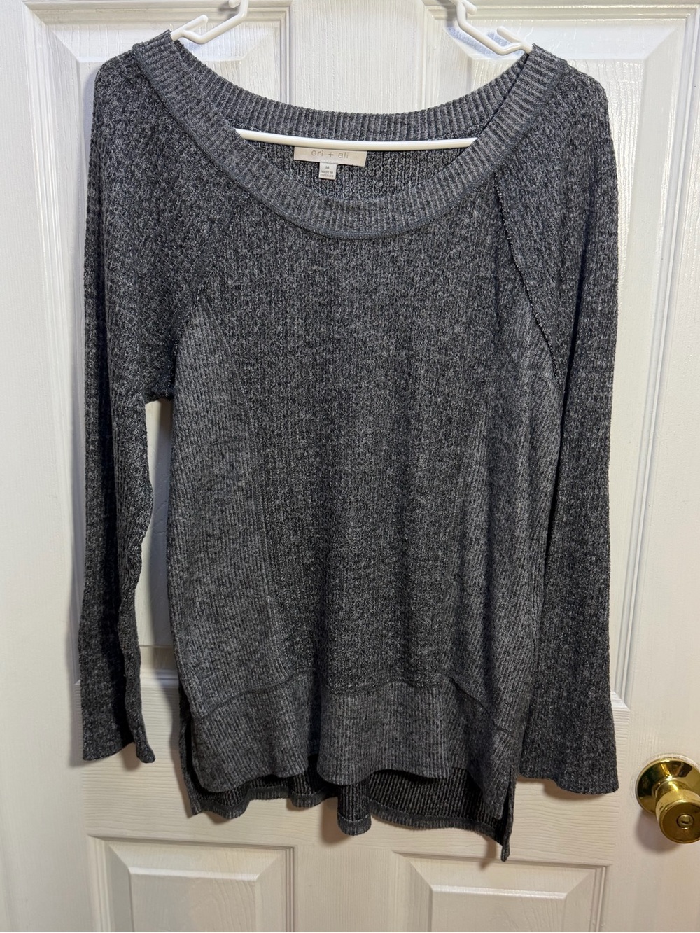 Gray Scoop Neck Ribbed Pullover Sweater